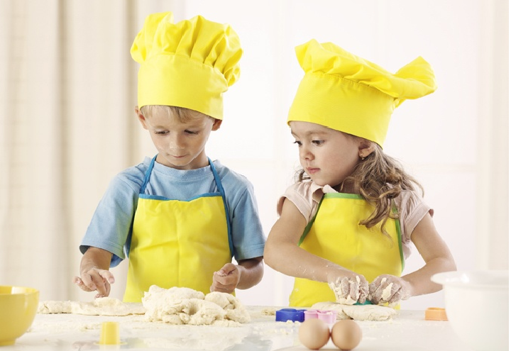 Piccoli cuochi e cuoche