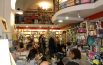 Un libro per aiutare la biblioteca del liceo