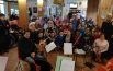 Auguri in musica a nonnini e nonnine di Villa Cozza