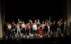 Sul palco con i professionisti del musical e il gran finale è una torta