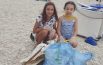 Brutto tempo in spiaggia? Con sacchi e guanti si raccoglie la plastica