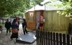 Riapre l’agrinido nella yurta: si fa pipì nella compost-toilette