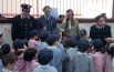 Aveva ringraziato gli “angeli della Polizia”, il questore Pignataro va a scuola e incontra la piccola Paola (Foto)