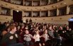 Le famiglie invadono il teatro  ed è una festa