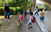 Il centro estivo è un’avventura: «I sorrisi di bimbi e bimbe sono il regalo più grande»