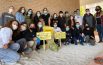 Rifiuti abbandonati, 60 studenti “dichiarano guerra” «Prendiamoci cura della scuola»