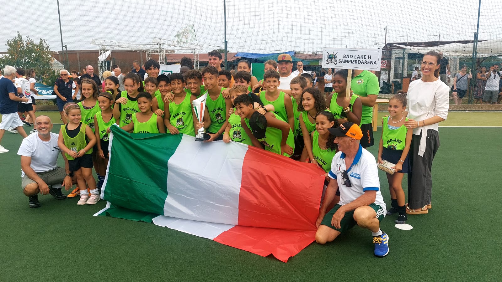 Hockey su prato, Genova vince il torneo del picchio: emozionante la sfilata finale
