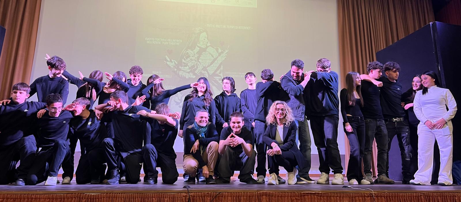 Metamorphoses in Metaverso, prevenire le dipendenze attraverso il teatro