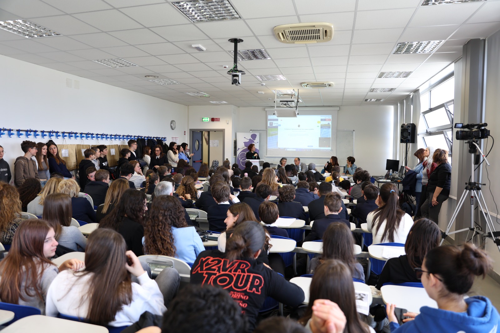 Sulle vie della parità nelle Marche, premiate le scuole vincitrici