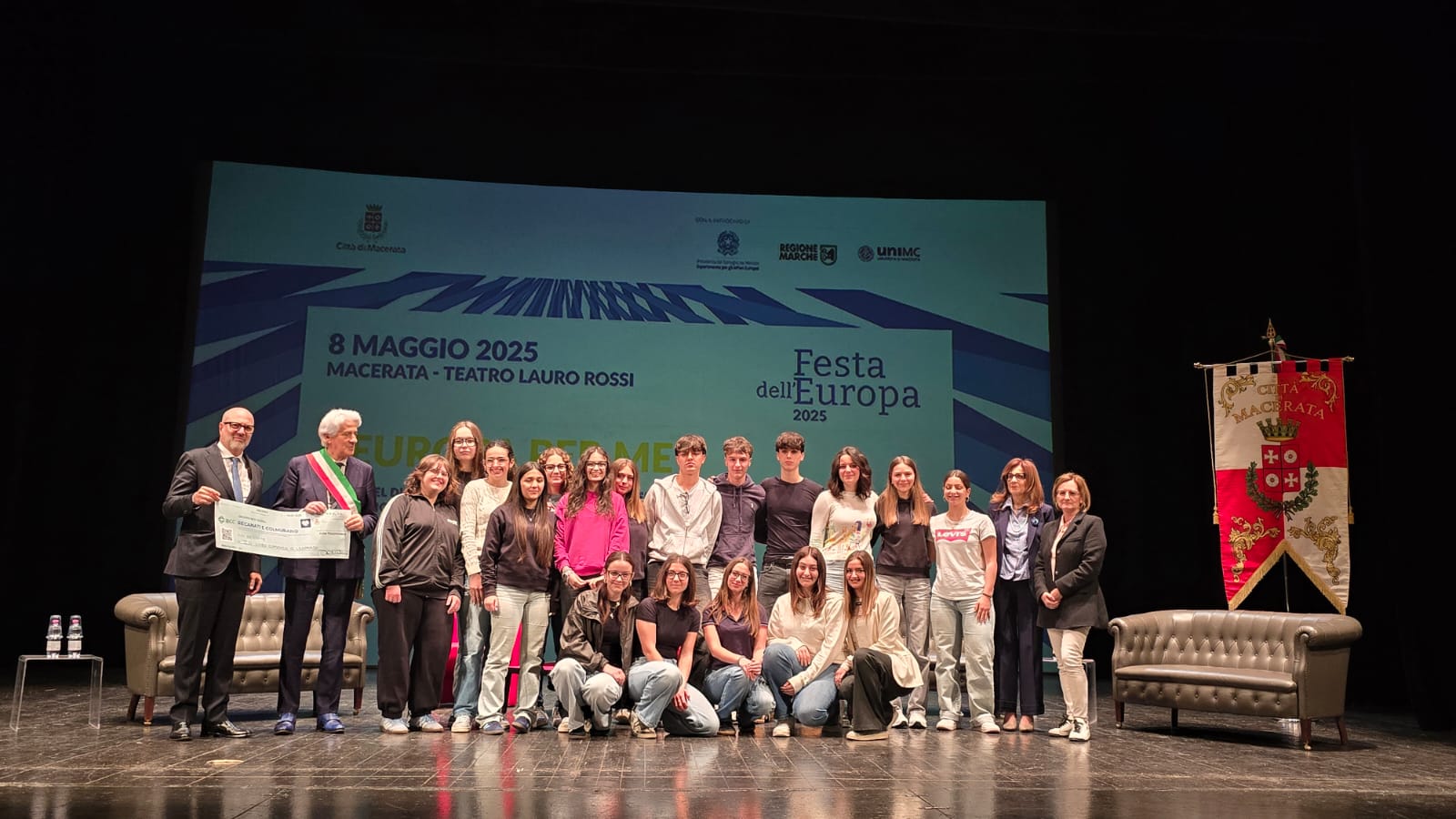 L’Europa per gli studenti maceratesi «Un domani da costruire insieme»