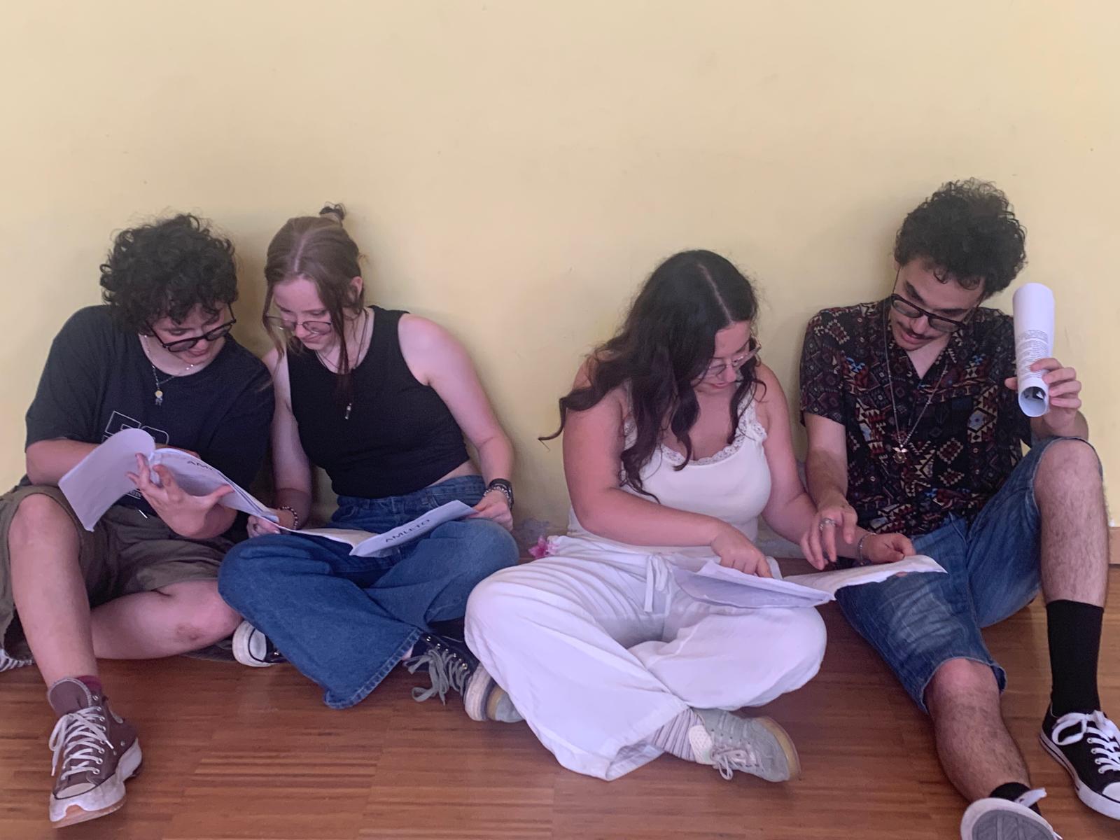 “Amleto -Il resto è silenzio”: i giovani del Cantalamessa portano Shakespeare all’anfiteatro di Urbisaglia