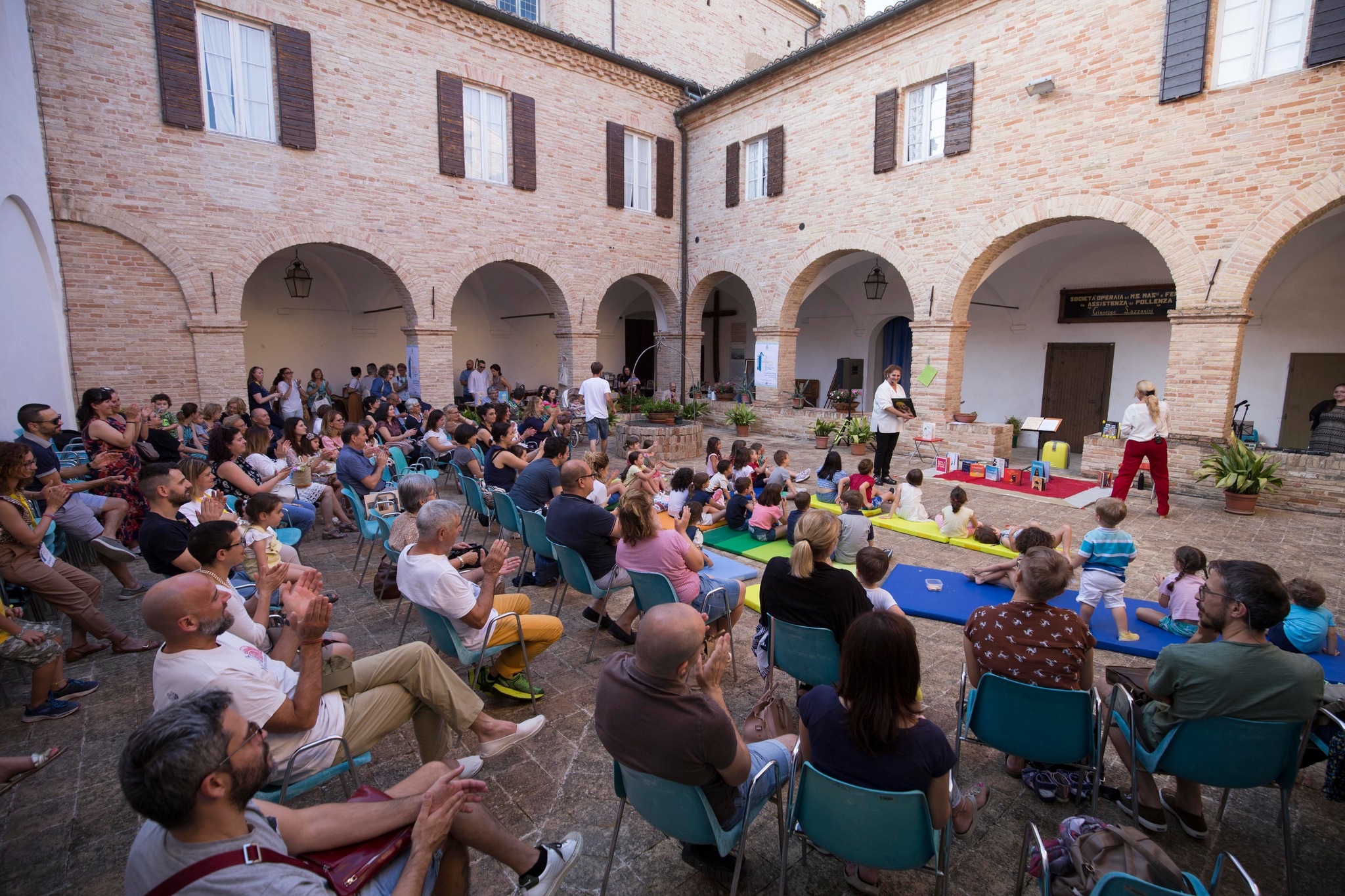 Mostri e filastrocche della tradizione al festival “So… Star tra i libri”