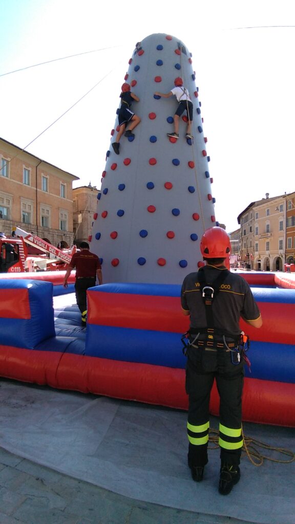 Un momento di Pompieropoli
