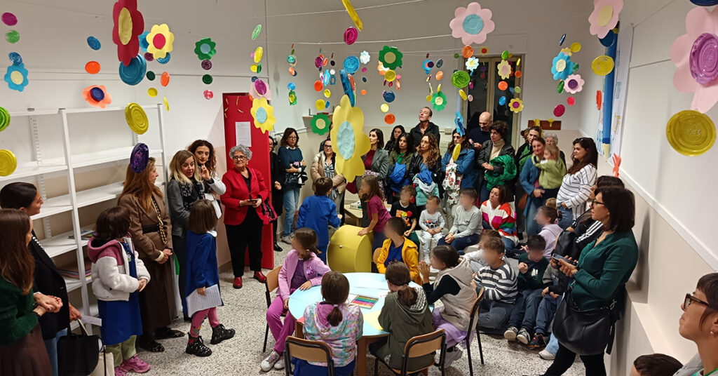 L'inaugurazione del laboratorio d'arte