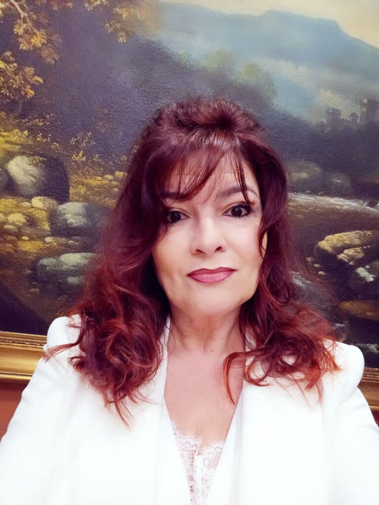 La rettrice dirigente scolastica del Convitto Nazionale Leopardi Alessandra Gattari