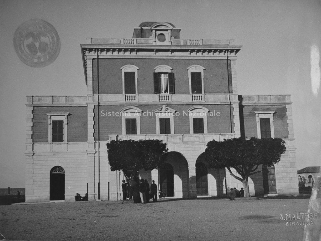 Foto del manicomio di Macerata - Archivio di stato 