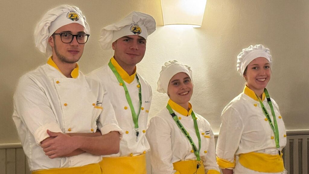 Studenti dell'alberghiero a Overtime