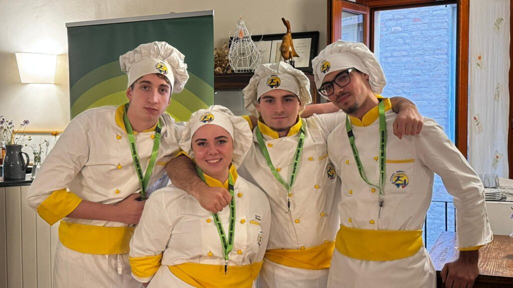 Studenti dell'alberghiero a Overtime