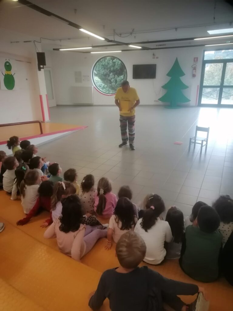 Drago Zio Giò legge per bambini e bambine