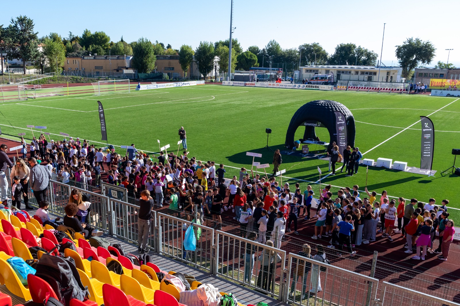 Mini Olimpiadi a Recanati, una festa dello sport
