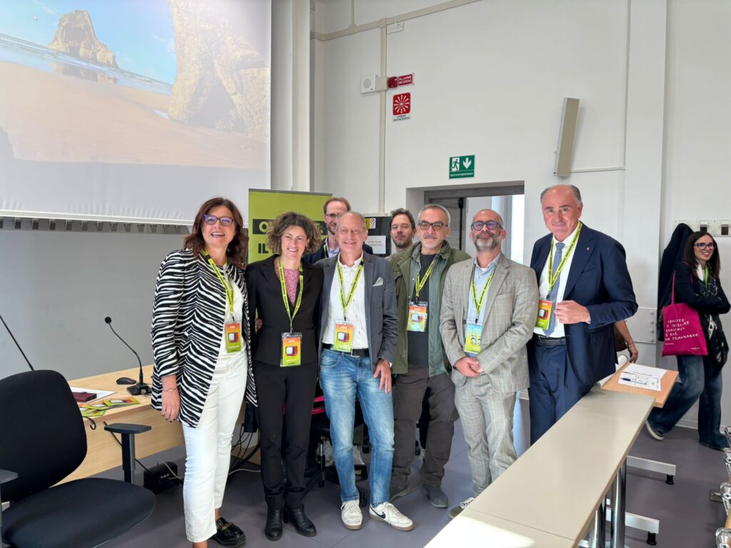 Alessandra Pierini, Serena Sartini, Gerardo De Vivo, Dario Ricci, Fabio Luna, Giacomo Gistri e Giacomo Buoncompagni 