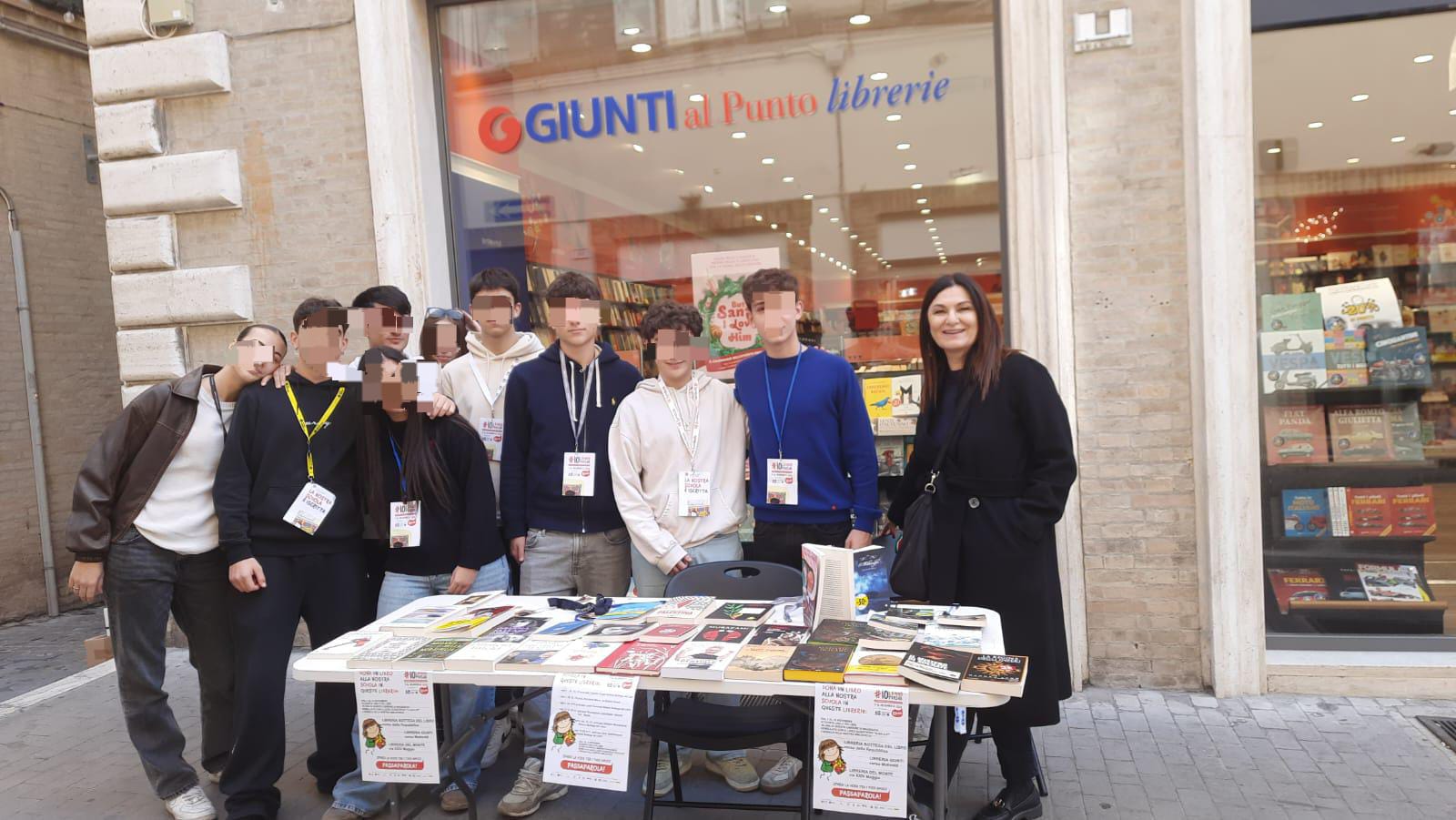 Nuovi volumi per le due biblioteche del liceo Gailei