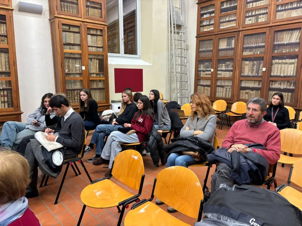 Studentesse e studenti del Liceo Scientifico Galileo Galilei di Macerata