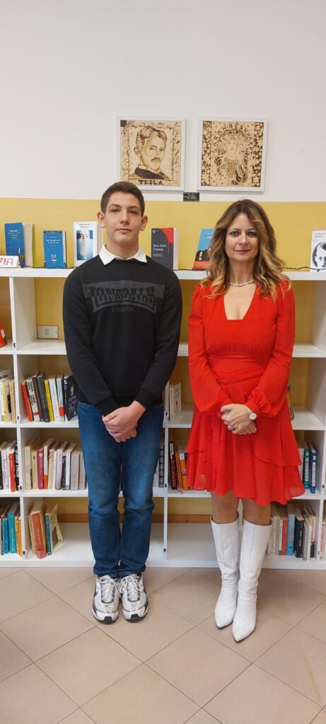 Lorenzo Moretti con la dirigente Roberta Ciampechini
