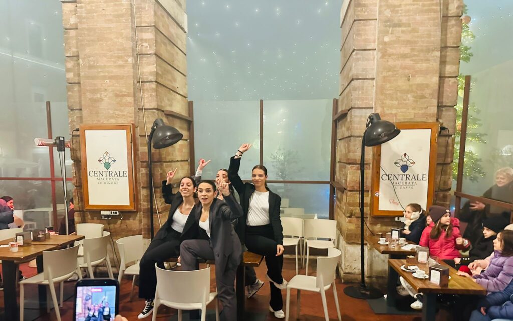 Danza al bar Centrale