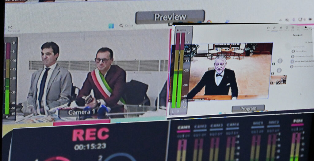 Collegato per l'annuncio anche il ministro Alessandro Giuli