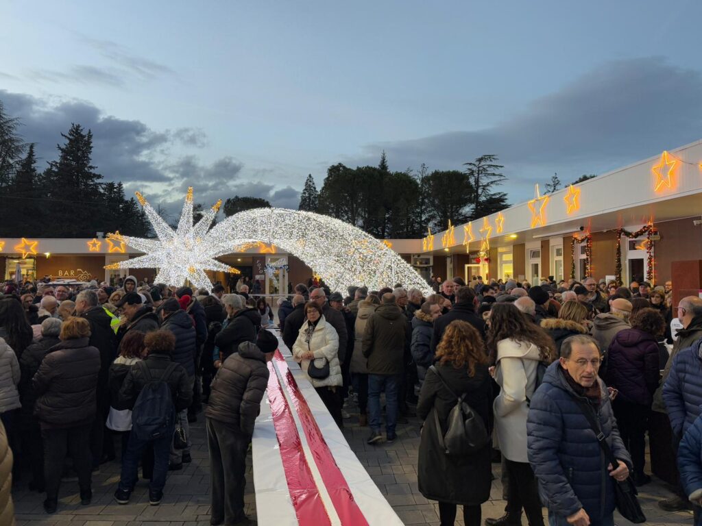 Il torrone a Camerino è lungo centinaia di metri