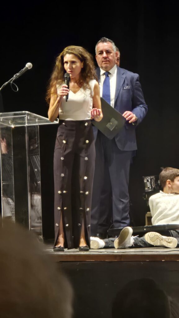 La professoressa Carelli e il presentatore Marco Moscatelli