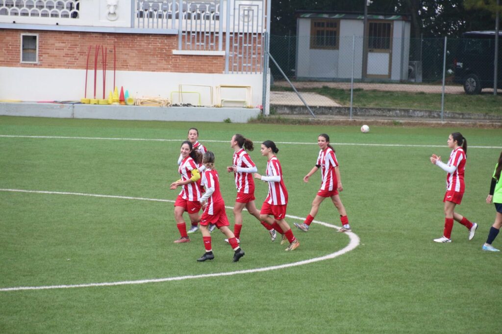 Un momento della gara Maceratese-Nuova Alba
