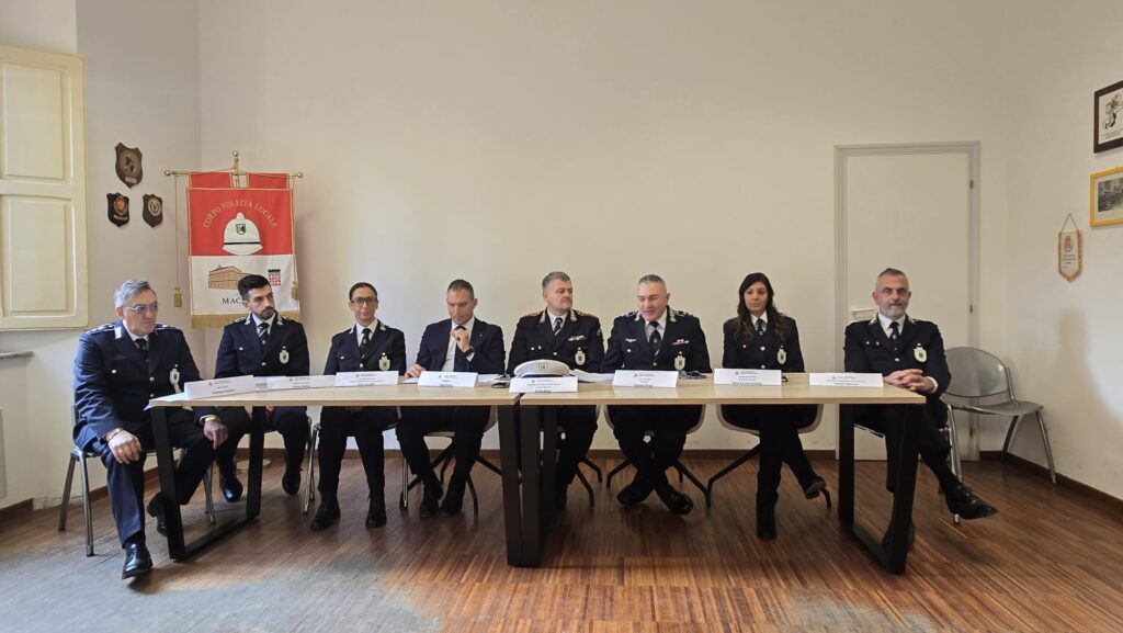 La polizia locale di Macerata