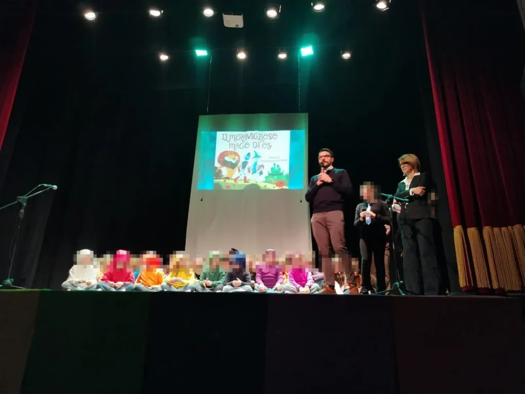 Il sindaco Vita e la dirigente Simona Sargolini allo spettacolo Il Mago di Oz