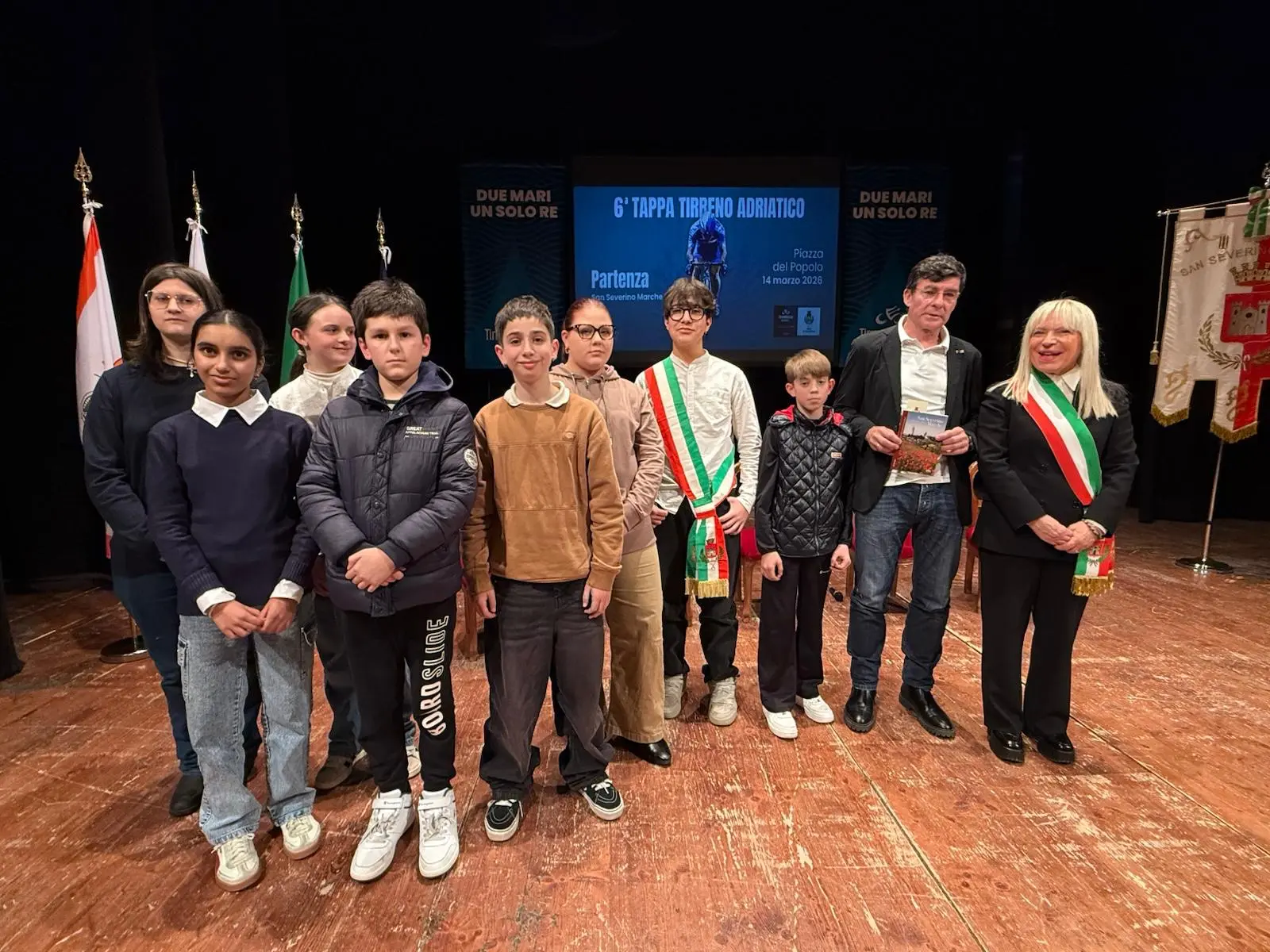Aspettando la Tirreno-Adriatico, la leggenda del ciclismo Gianni Bugno incontra studenti e studentesse