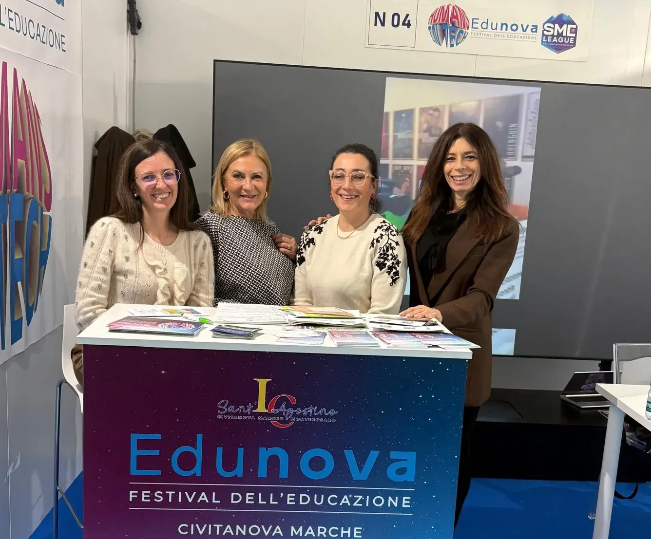 Lo stand Edunova a Firenze