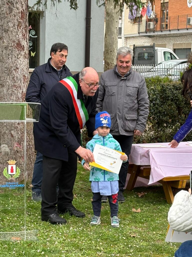 Giornata della gentilezza con i nuovi nati e le nuove nate