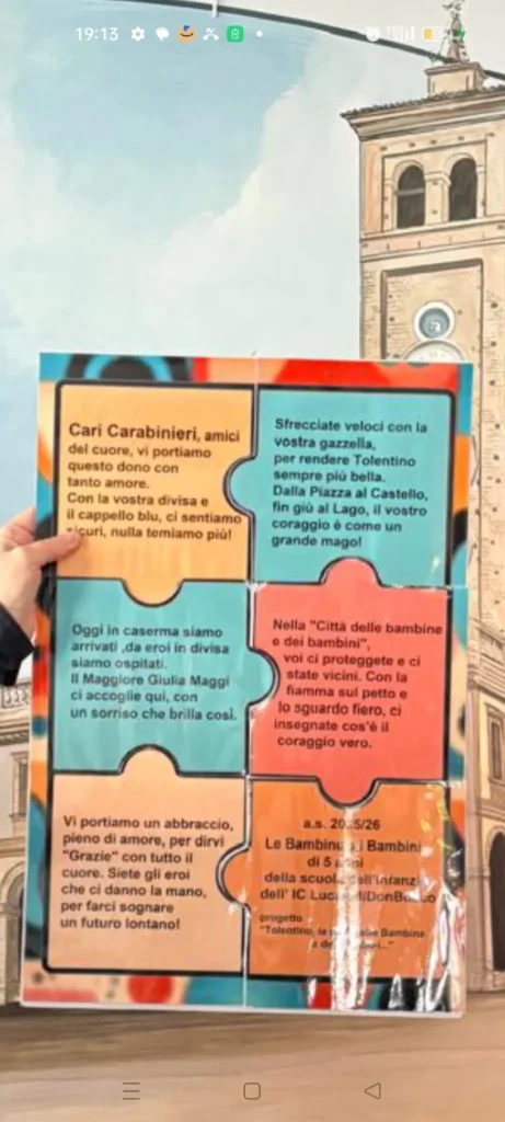 La visita nella caserma dei carabinieri