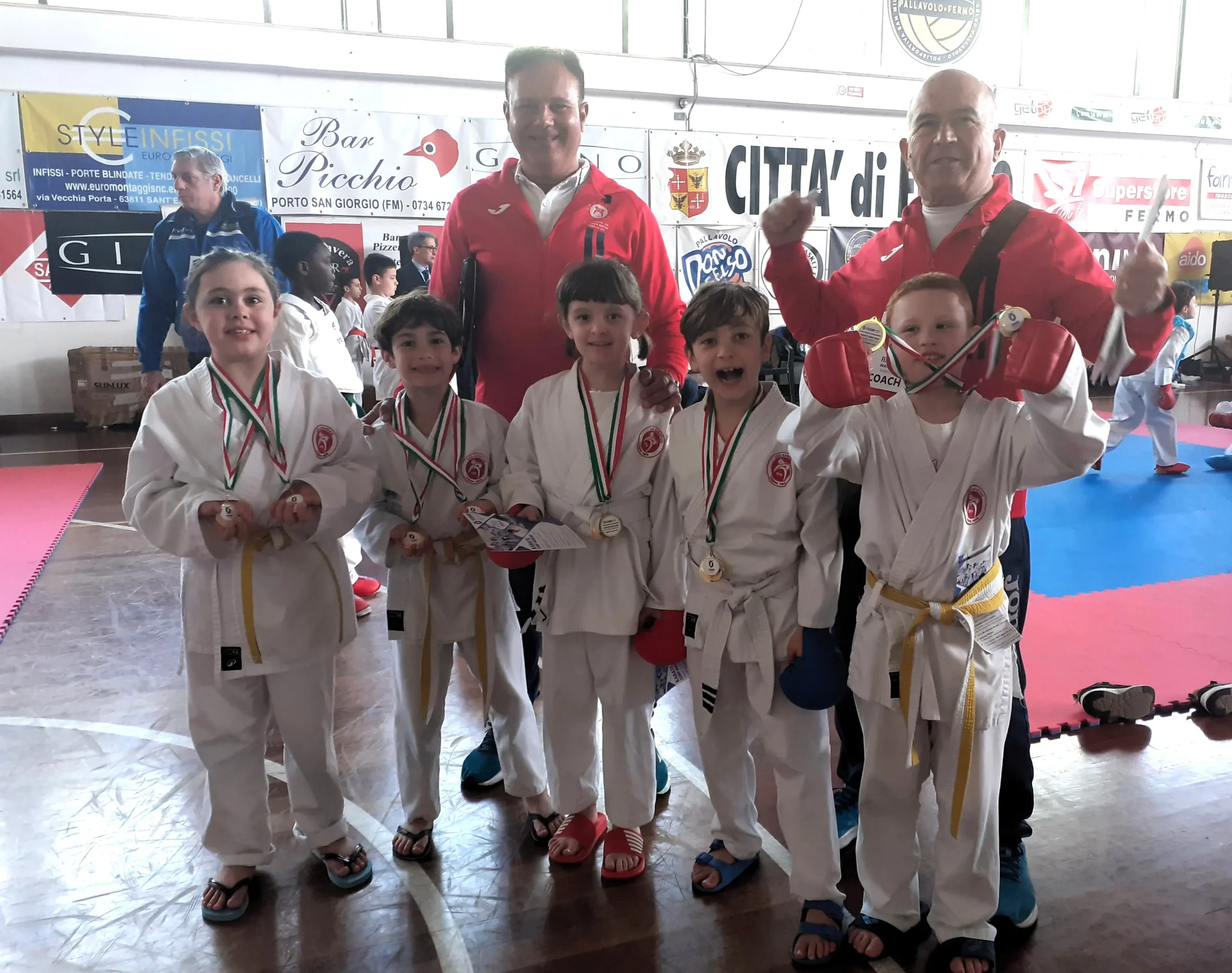 Karate Kids Project e Trofeo Marche: pioggia di medaglie per il Karate-Kai Civitanova 