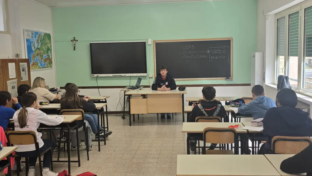 Alessandro Becchio nella scuola di Appignano