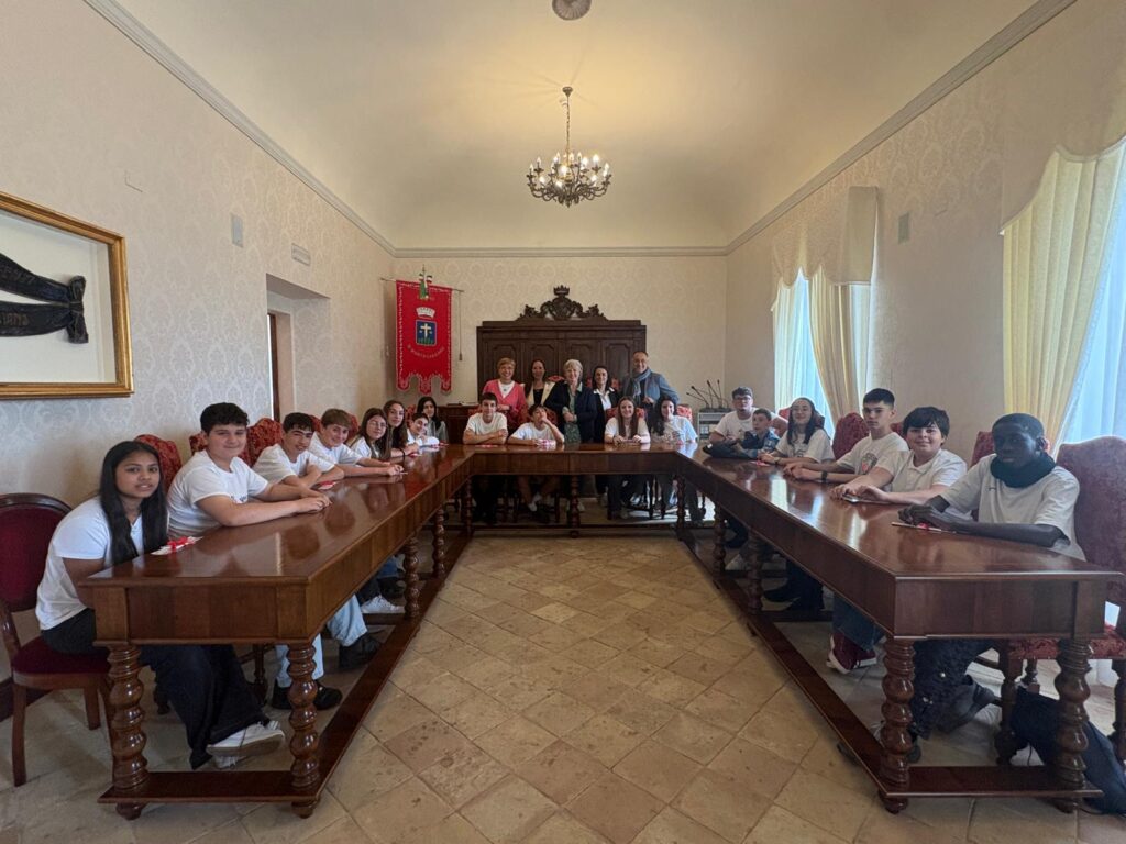 La squadra di calcio a 5 ricevuta in Comune