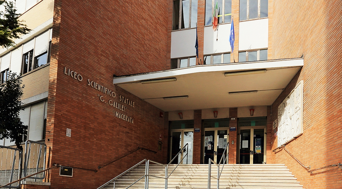 «Vogliamo una sede unica per il Galilei»: docenti, famiglie e personale fanno fronte comune
