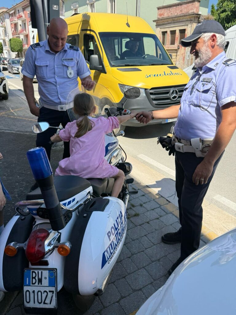 Visita al comando della Polizia locale