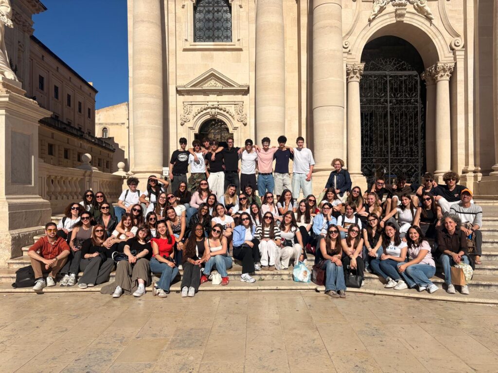 Gli studenti del classico visitano la Sicilia orientale
