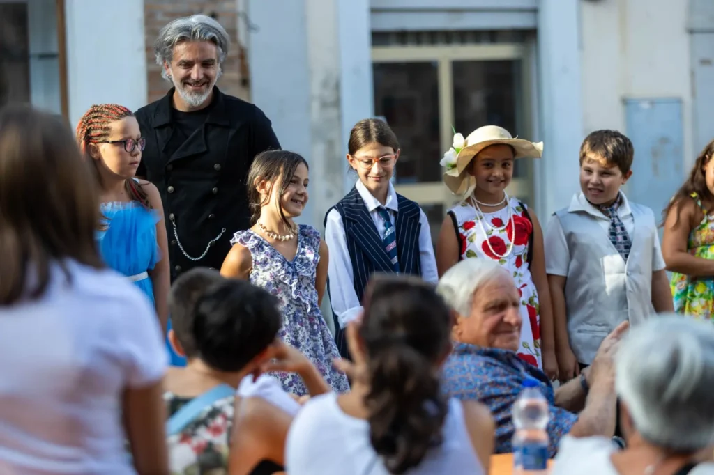 Magie tra la gente al Ginesio Fest