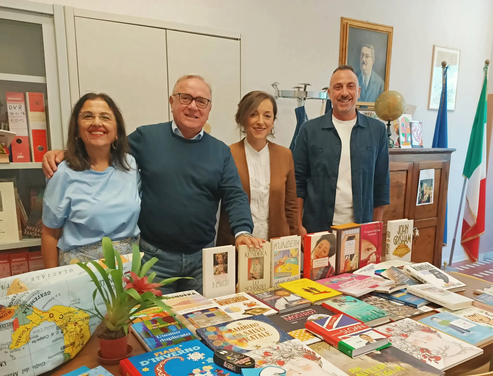 Cinquecento nuovi libri nelle scuole di Treia: «Ogni tanto disconnettiamoci»