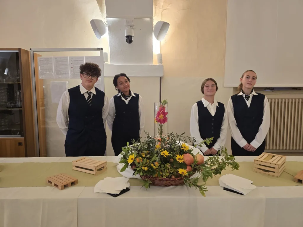 Studenti del varnelli di Cingoli hanno proposto la crescia di Cingoli