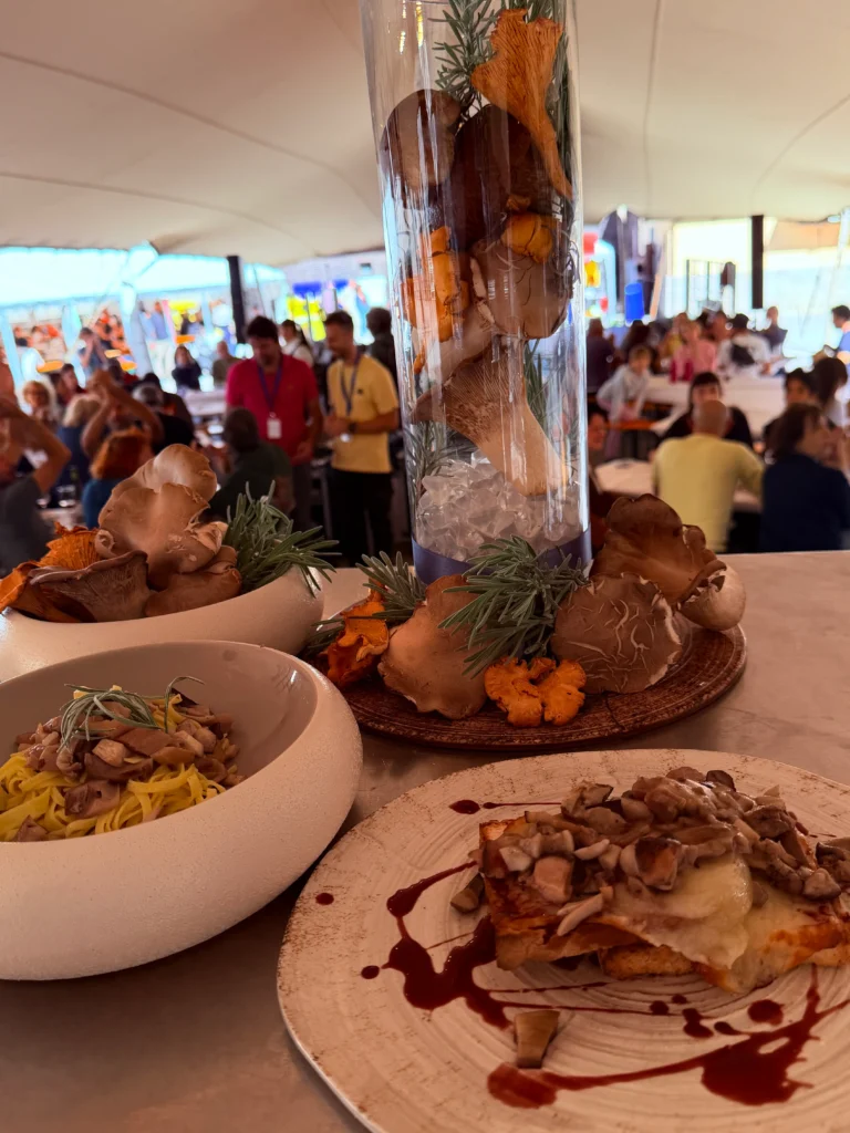 Porcini, ciauscolo e creatività: il Varnelli dà spettacolo ai fornelli